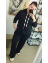Conjunto punto negro