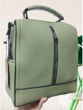 Mochila cuadrada verde