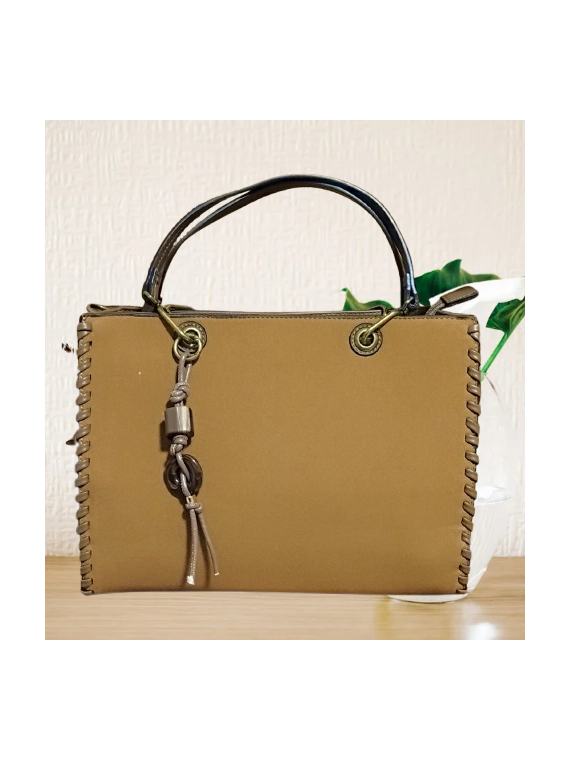 Bolso camel cuadrado