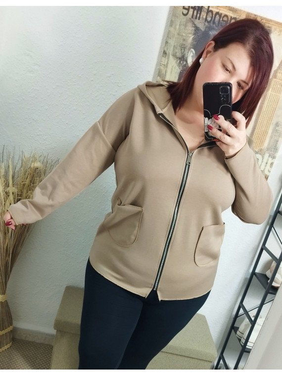 Sudadera con cremallera camel