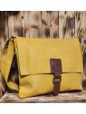 Bolso bandolera mostaza con solapa