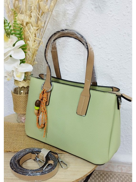 Bolso tote verde pastel con asas camel