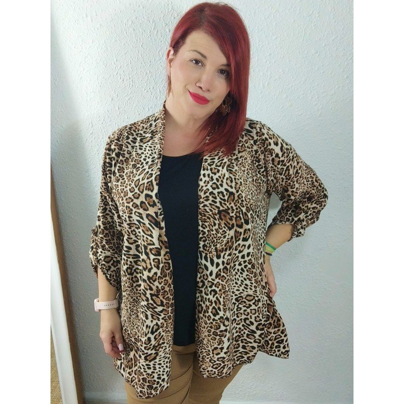 Blusa 2 en 1 con Chaquetita Animal Print y Básica Negra
