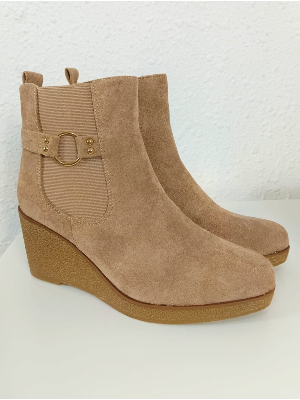Botín Cuña Taupe Emilia