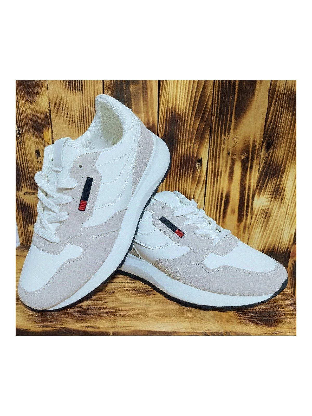 Zapatilla Casual Blanca y Beige con Suela Ancha