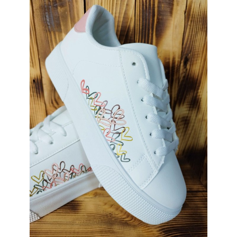 Zapatilla Clásica Blanca con Corazones de Colores Zapatilla Clásica Blanca con Corazones de Colores