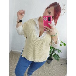 Chaleco de Lana Beige con Aberturas Laterales