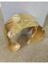 Brazalete dorado hoja