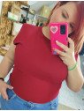 Camiseta Granate con Hombreras