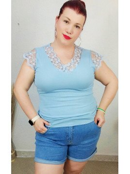 Camiseta puntilla azul