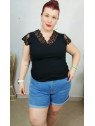 Camiseta puntilla negra