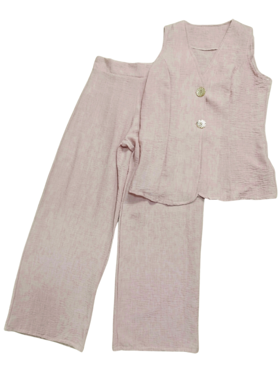 Conjunto pantalón y chaleco rosa
