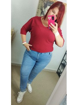 Jersey calado burdeos